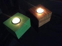 Porta velas madera reciclada